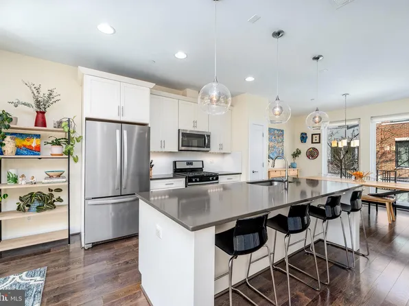 1525 Cuba St, Baltimore, MD 21230