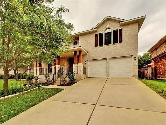 Property main image