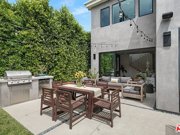 1037 Palms Blvd — Photo 43