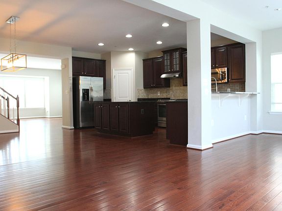 5th image of 22780 Autumn Breeze Ave