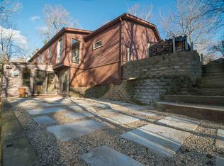566 S Hillcrest Dr, Verona, WI