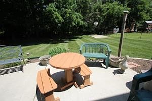1st image of 7000 Blackoak Dr