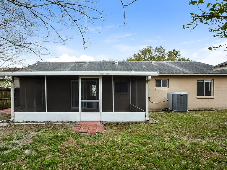 2726 Carlisle Ave — Photo 15