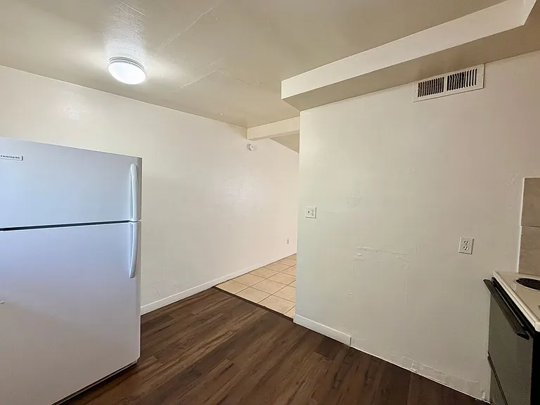 2120 N Treat Ave — Photo 13