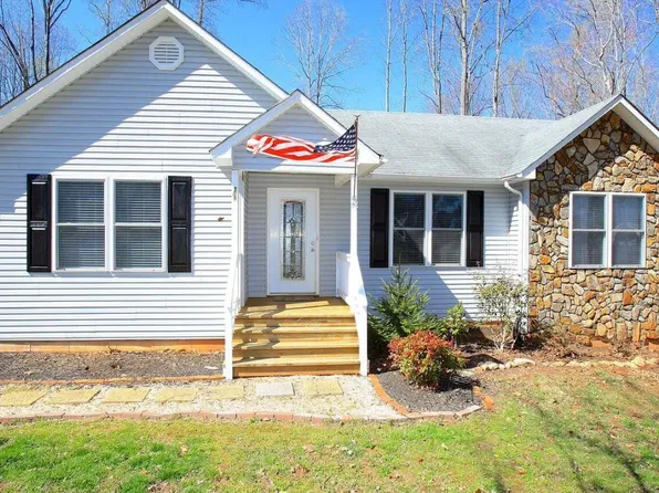 1465 Lakewood Forest Rd, Moneta, VA 24121