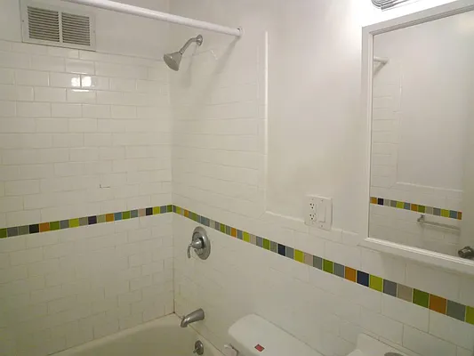 Rented by EK Realty | media 27