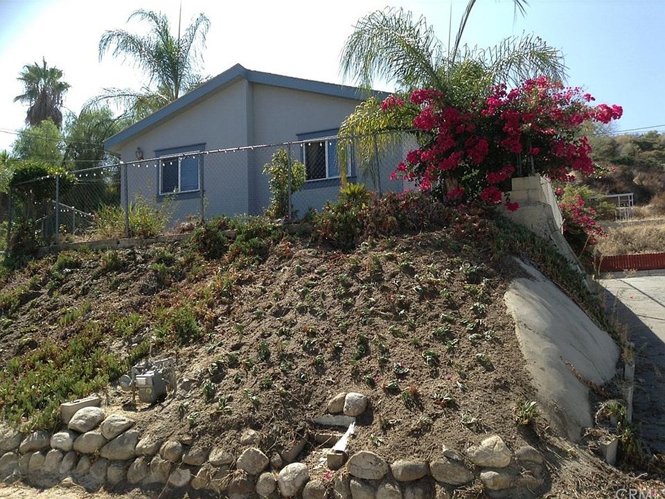 1st image of 44365 Hillcrest Ln