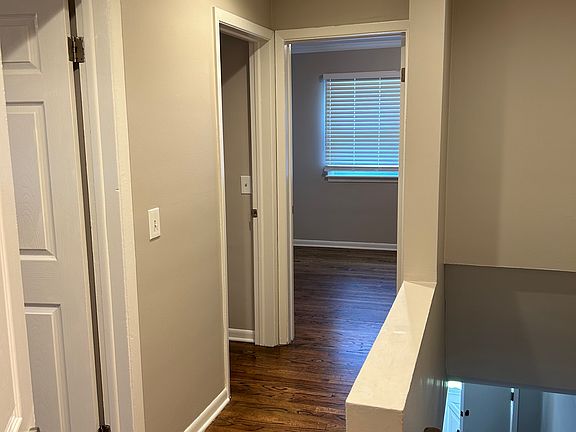 3rd image of 1540 McDaniels Ave #1544