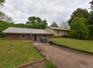 394 Cherokee Ridge Rd, Canon, GA 30520