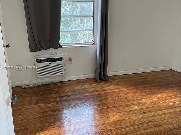 1010 S Douglas Rd #3 — Photo 6