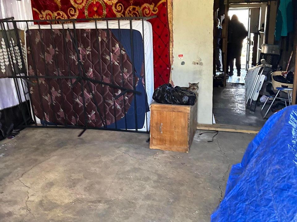 2nd image of 381 S Wheatland Ave