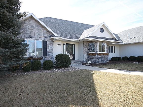3rd image of 2512 W 34th Street Pl