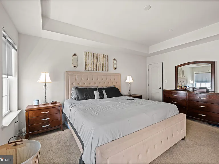 10607 Meridian Hill Way — Photo 18