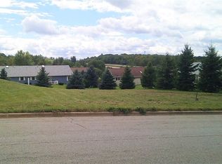 792 & 794 Stone Ridge Dr, Mosinee, WI 54455