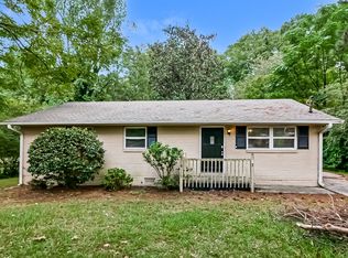 8139 Attleboro Dr, Jonesboro, GA 30238