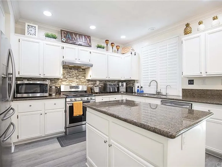 15590 Timberidge Ln — Photo 4