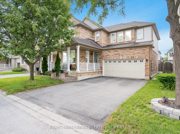 26 Kidd Cres, New Tecumseth, ON L9R 0C8