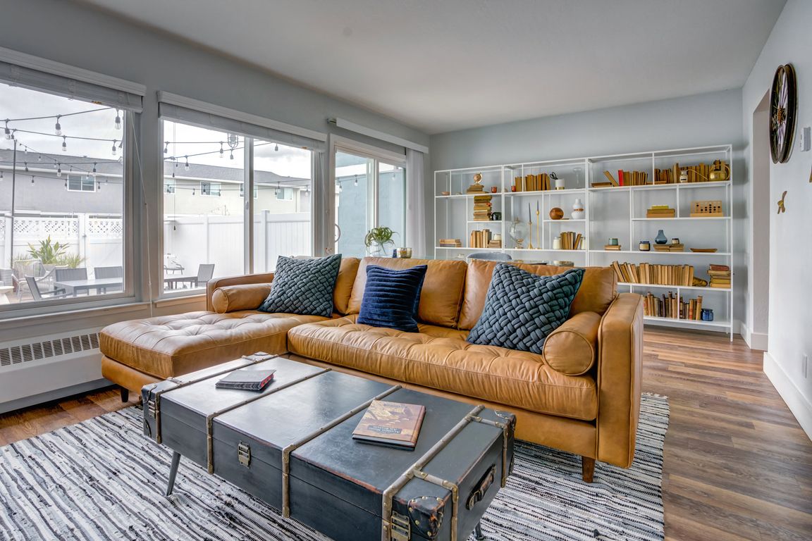 3 Bedroom Townhome Living Room