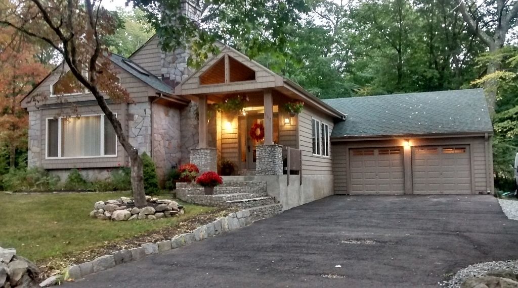 187 Blackhouse Rd, Trumbull, CT 06611 Zillow