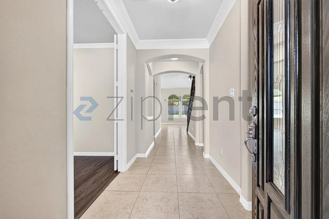 4 bed, 3104 sqft, $3,795 — Photo 4