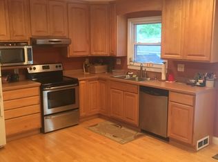 1209 N Rapp Ave, Columbia, IL 62236