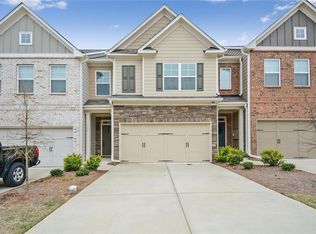 548 Arbor Crowne Dr, Lawrenceville, GA 30045