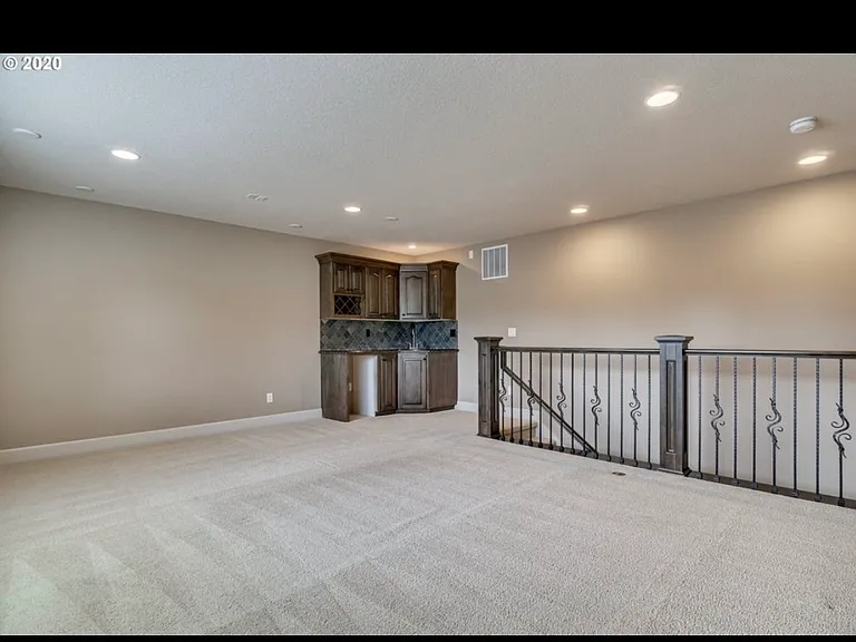 9705 NE 109th Ct — Photo 16