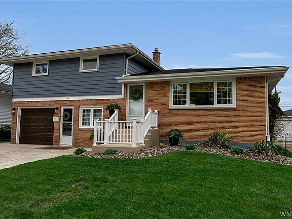 2nd image of 114 Maplegrove Ave