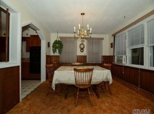 45 E 13th St, Huntington Station, NY 11746