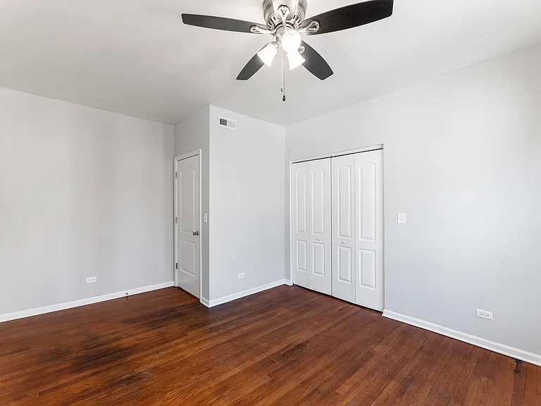 7626 S Drexel Ave — Photo 8