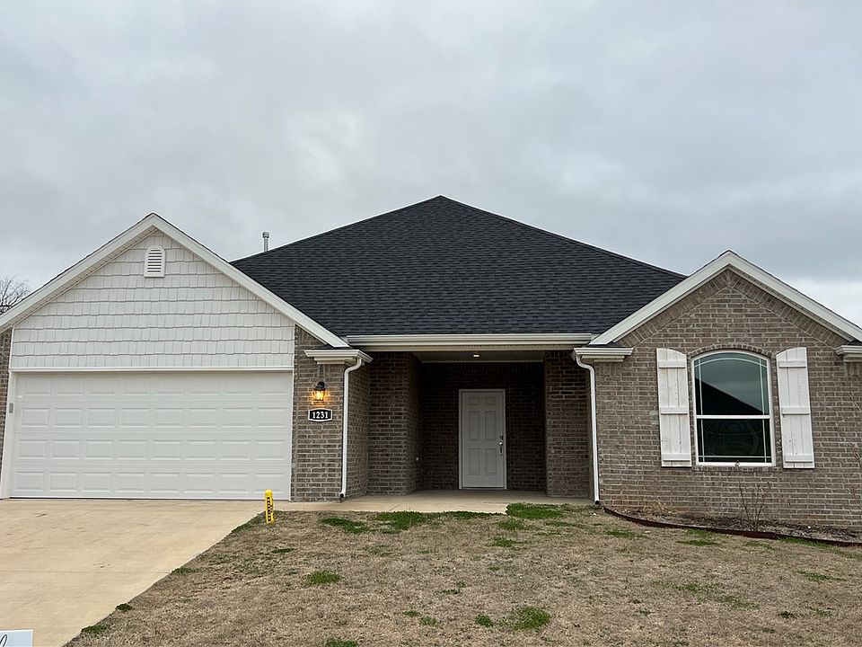 1st image of 1231 Pear Blvd