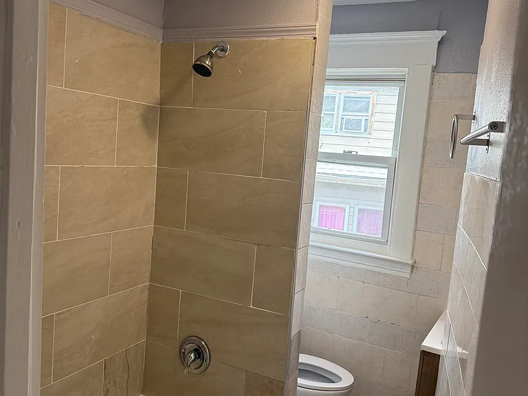 22 W Spring St #2 — Photo 11