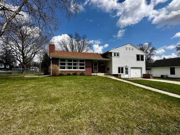 110 Main Ave S, Harmony, MN 55939