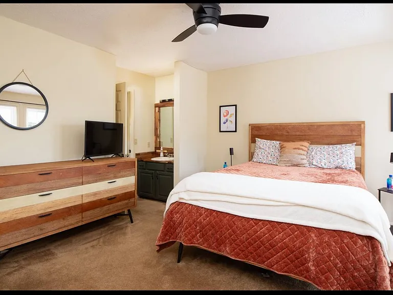 103 Arcadia Ln #D — Photo 8