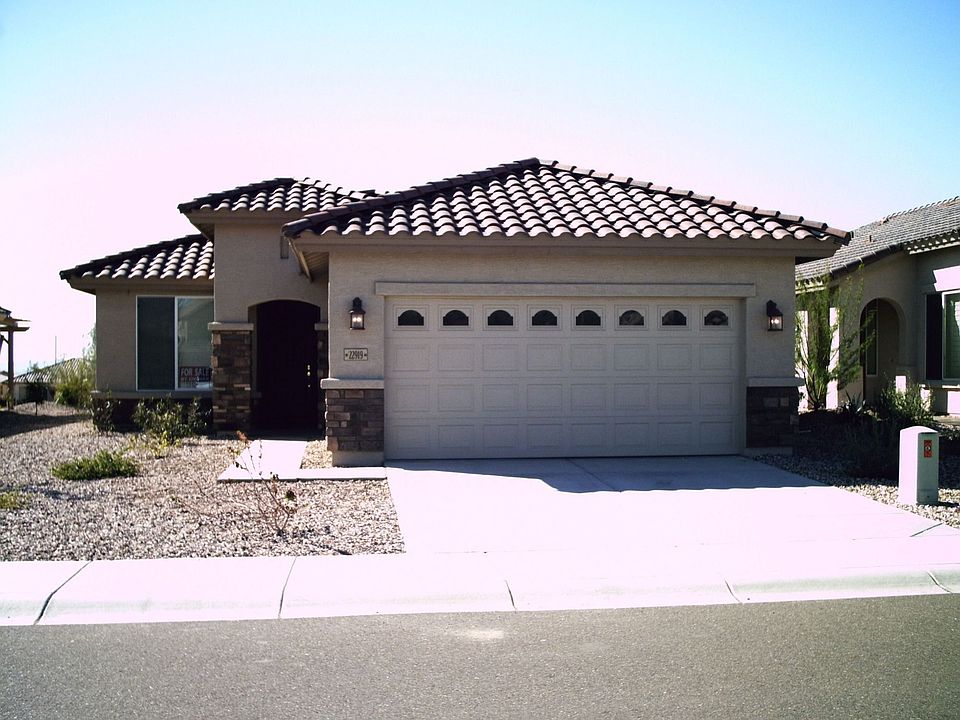 22919 W Moonlight Path