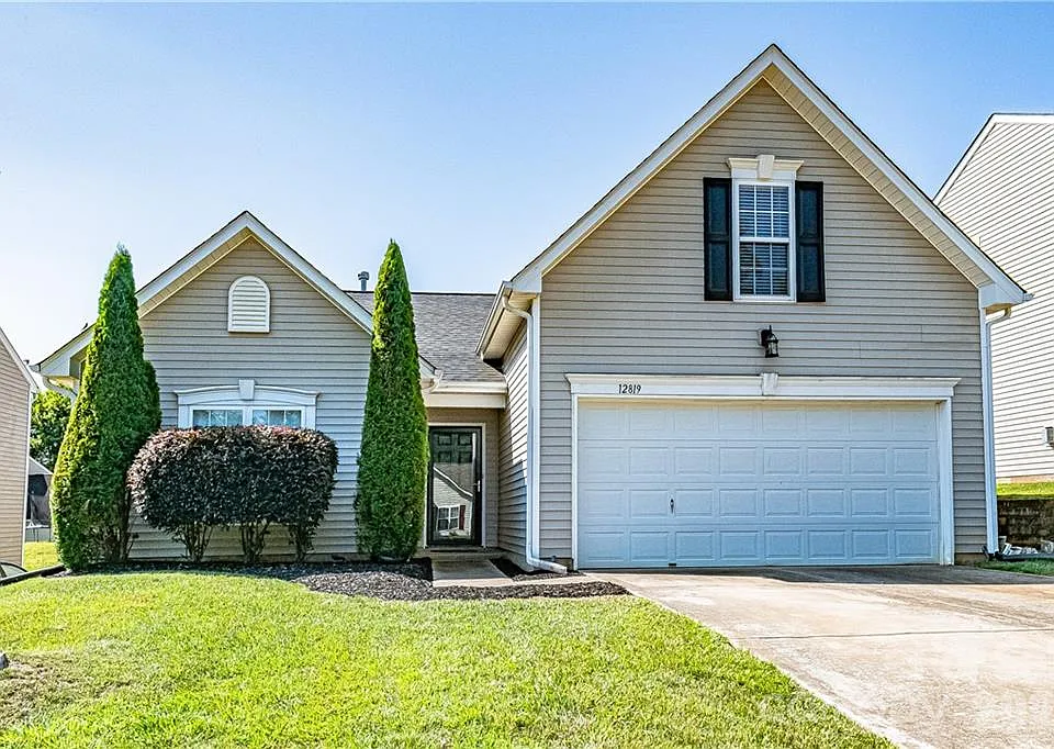 12819 Slade Castle Ct
