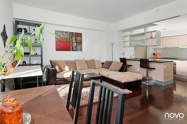 Rented by NOVO | media 16