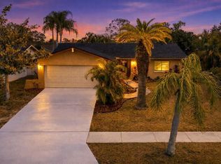 4105 Honolulu Dr, Sarasota, FL 34241