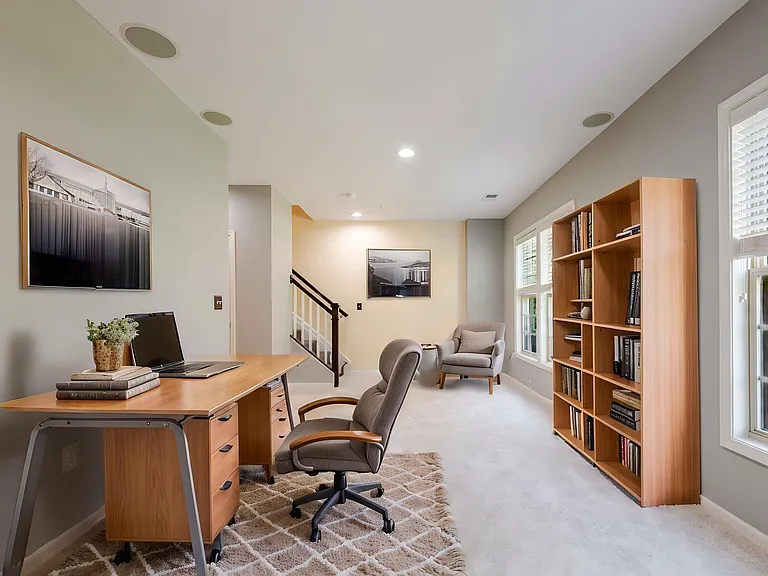 601 Sprintsail Way — Photo 31