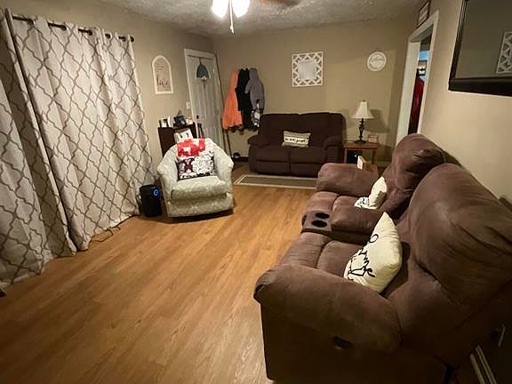 4th image of 5011 Grandview Dr