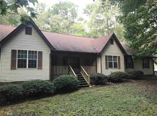 652 Marion Beavers Rd, Sharpsburg, GA 30277