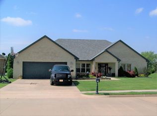1126 Winchester Ave, Enid, OK 73703