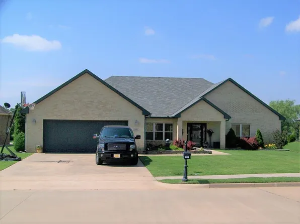1126 Winchester Ave, Enid, OK 73703