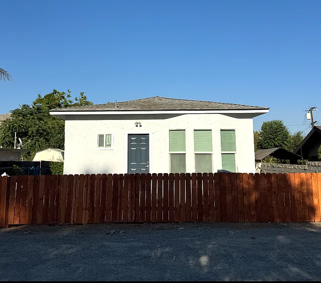 2 bed, 836 sqft, $2,695 — Photo 1