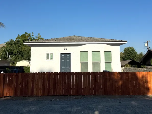 19310 Ambassador Ave, Corona, CA 92881