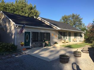 2585 Will Carleton Rd, Flat Rock, MI 48134