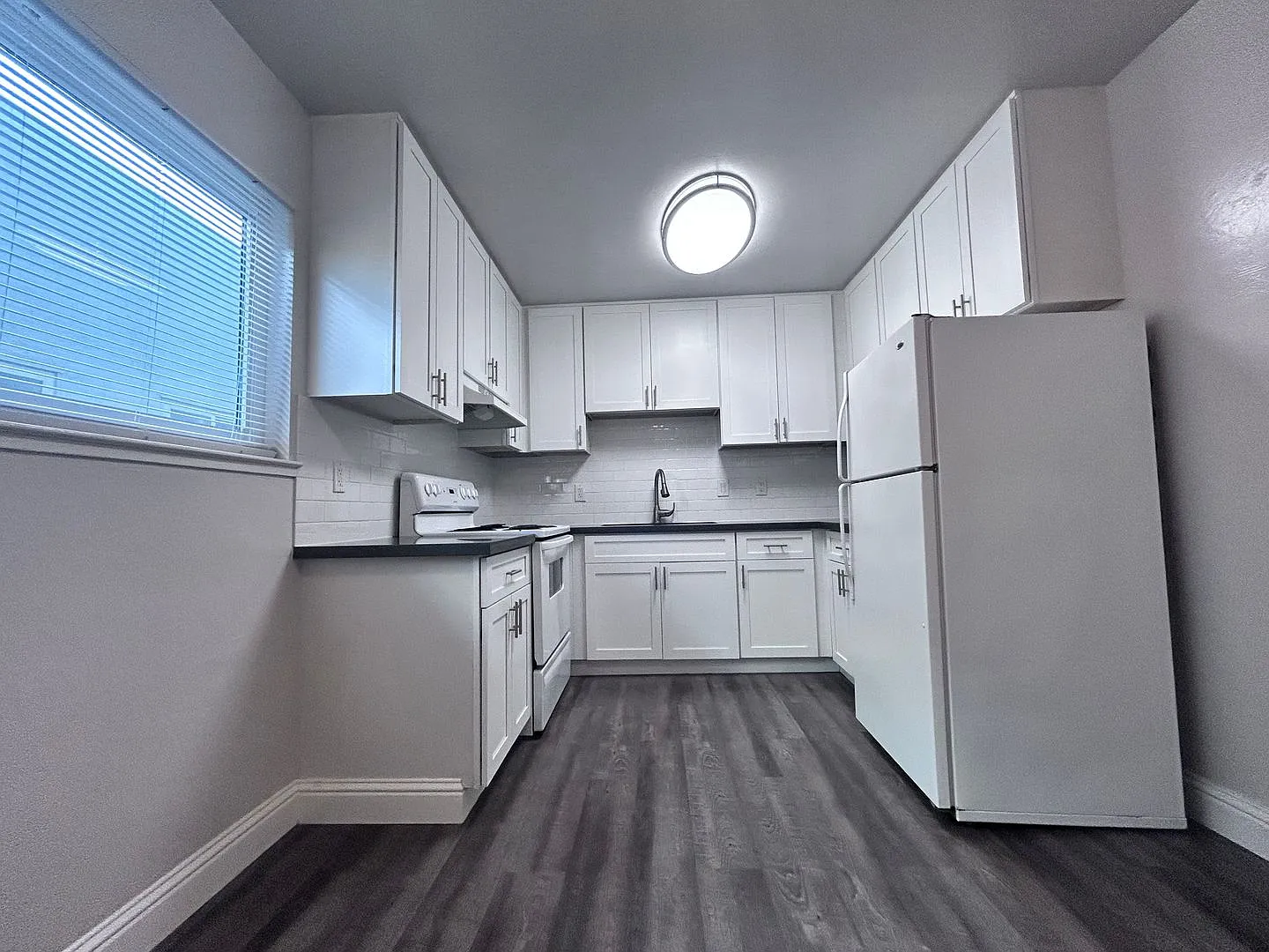 2412 Q Street — Photo 4
