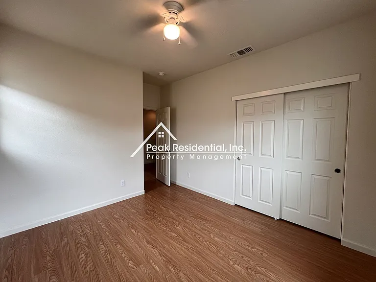 882 Bullion Ln — Photo 22