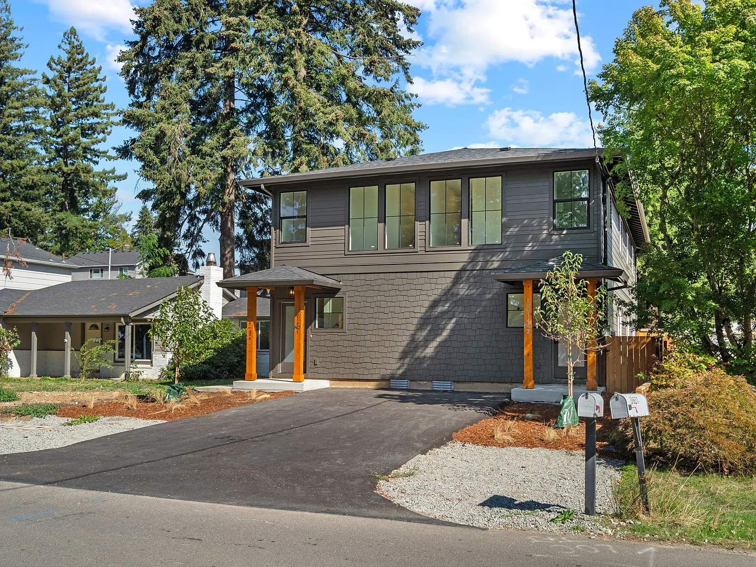 2 bed, 1.5 bath, 820 sqft, $1,900 — Photo 4