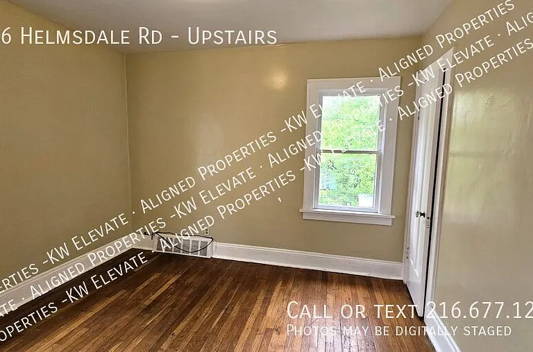 886 Helmsdale Rd #UPSTAIRS — Photo 8